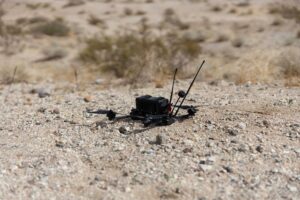 美国海军陆战队评估美国制造的 Neros Archer FPV 无人机采用在乌克兰观察到的成功战术