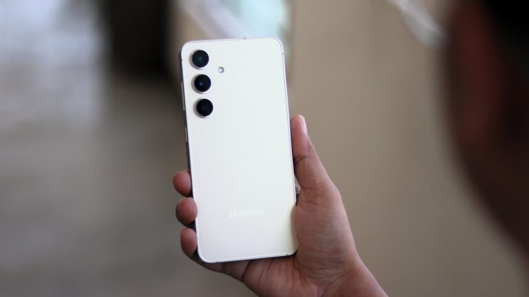 Galaxy S24 的 2025 年 5 月安全更新到达欧洲、印度
