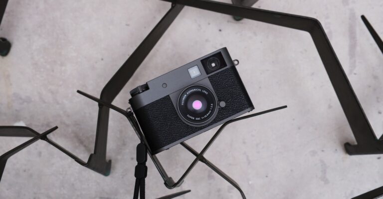 Fujifilm X Half 动手实践：异想天开、令人耳目一新且简单有趣