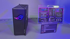 华硕推出配备 9 个 2.5G 端口的新款 ROG Wi-Fi 7 游戏路由器