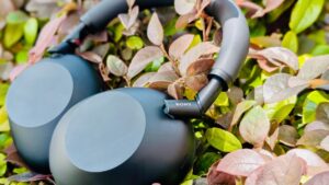 我测试了索尼的 WH-1000XM6 耳机，我正在认真考虑放弃我的 Bose