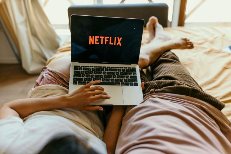 Netflix 刚刚重新设计了其应用程序 — 这是新功能