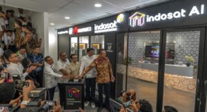 Indosat 在查亚普拉开设 AI 体验中心，华为成为合作伙伴