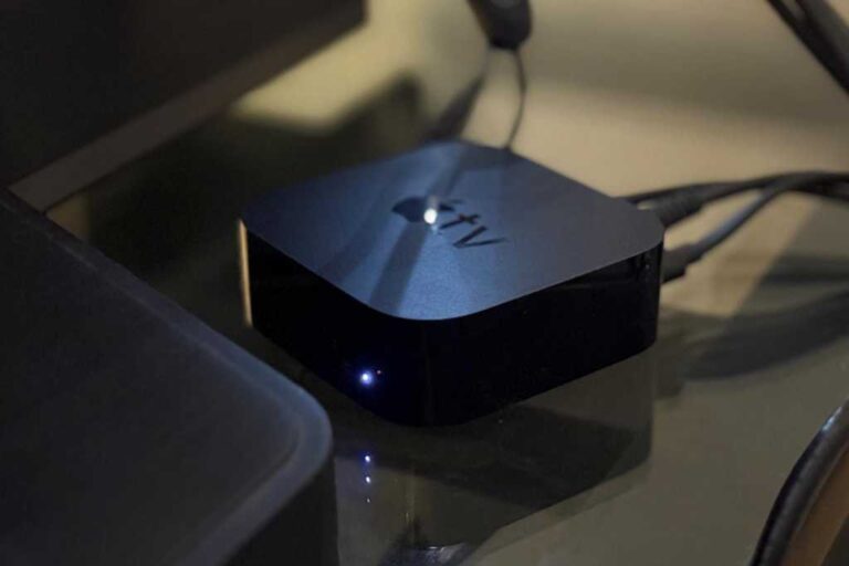我的 Apple TV 已经快 4 年了。我不急于更换它