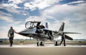 访谈 |Saab 强调了 T-7A Red Hawk 通过软件更改模拟 Eurofighter 行为的能力