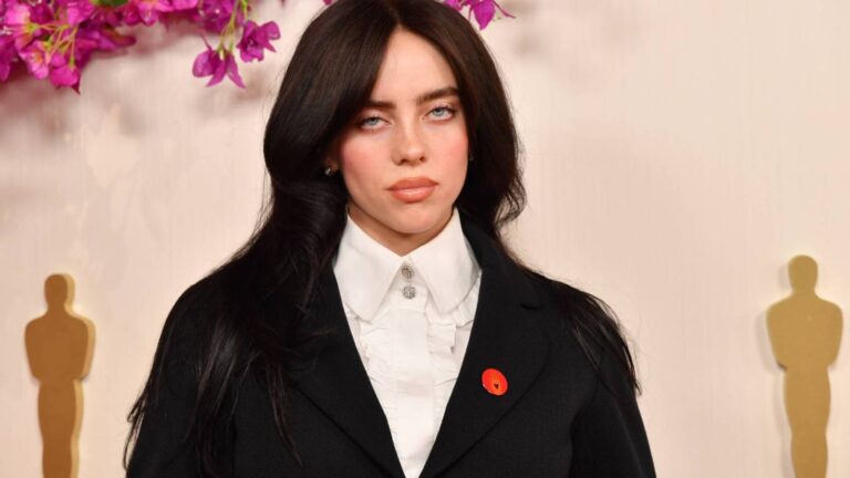 Billie Eilish 说她的 Met Gala 照片是假的：“那是 AI”