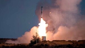 俄罗斯制造的 S-400 防御系统挫败了 Pak 在午夜发动的无人机导弹袭击