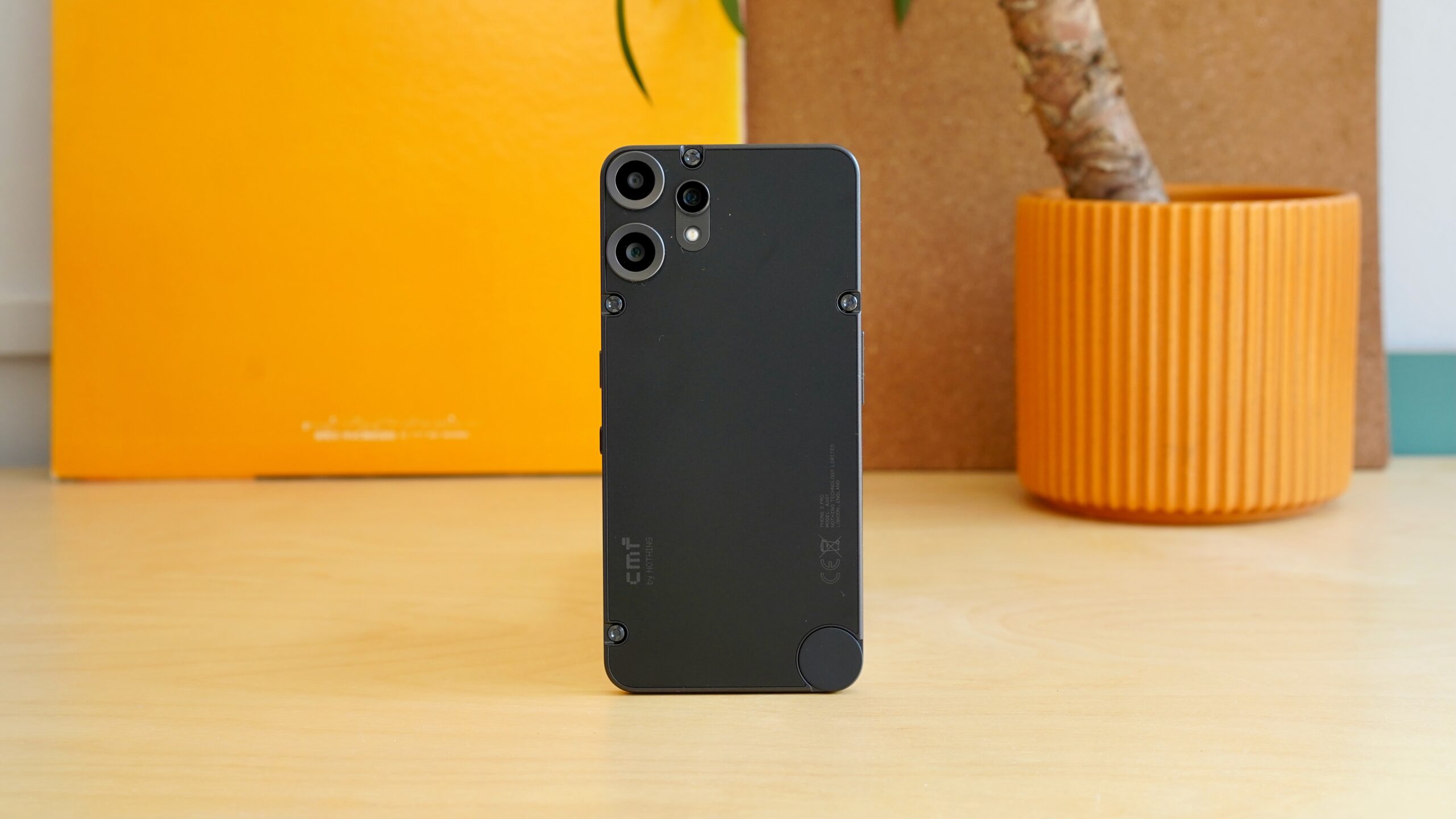 Cmf Phone 2 Pro 评测：便宜的风格和内容