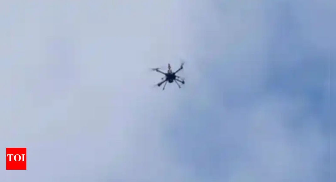 无人机在加尔各答的天空中？我们没有给予许可，Aai 说