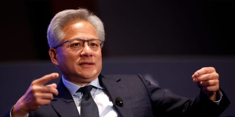 Jensen Huang 表示，他“每天”都使用 AI 作为导师