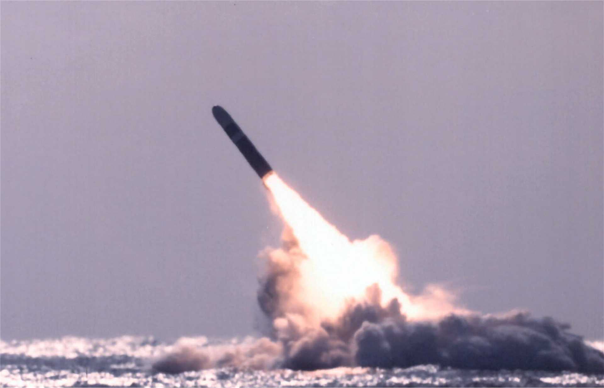 美国海军计划到 2034 年为潜艇舰队部署海基核巡航导弹