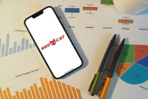 Red Cat Holdings 第一季度收益：收入、每股收益低于预期、无人机制造商确认 25 财年指引、强调 Palantir 合作伙伴关系、股价下滑