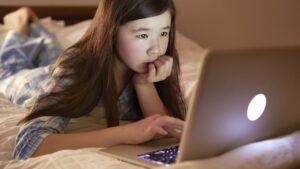 谷歌的 Gemini AI 将很快可供 13 岁以下的儿童使用——这是它的样子