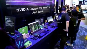 英伟达在市场放缓的情况下押注新技术和企业 AI