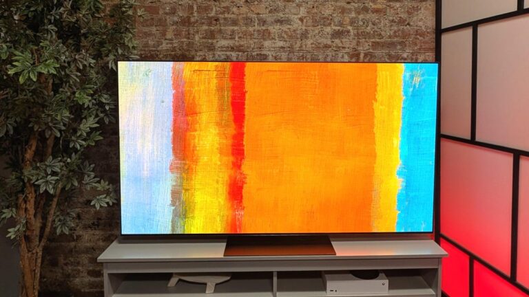 我已经测试了 80 多款电视，这款 LG OLED 是迄今为止最好的一款