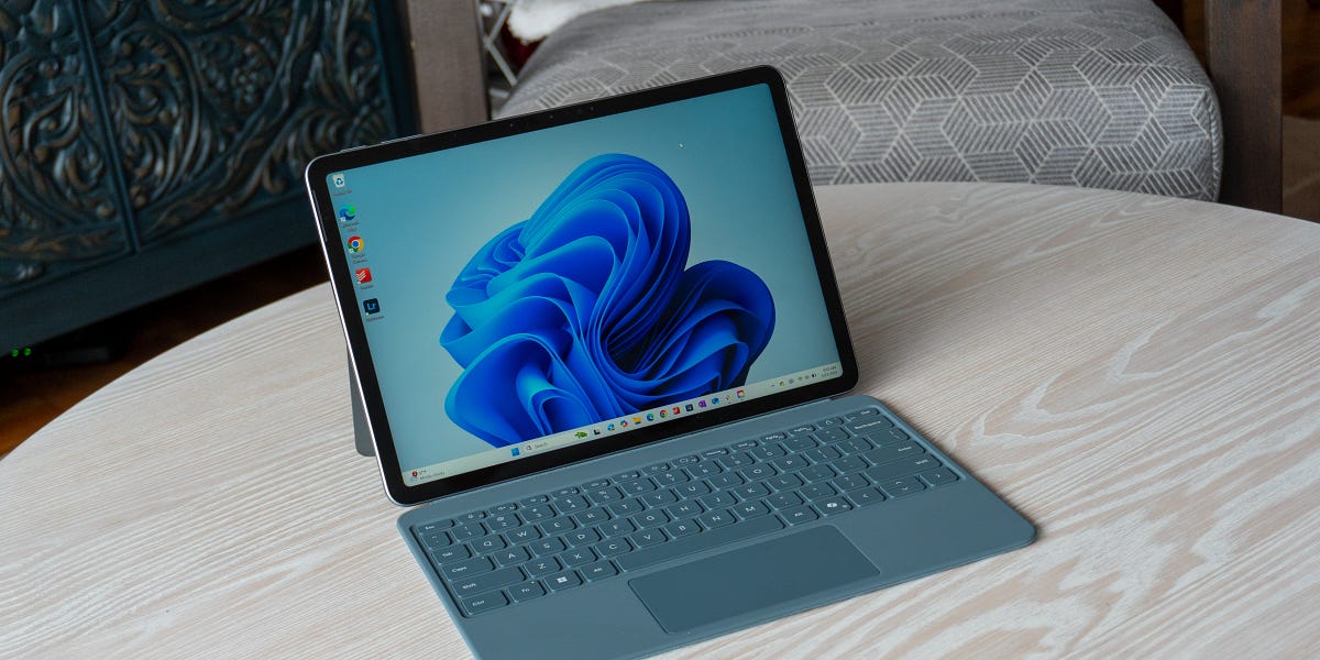 Microsoft Surface Pro 12 英寸评测：基本、可靠且略显混乱