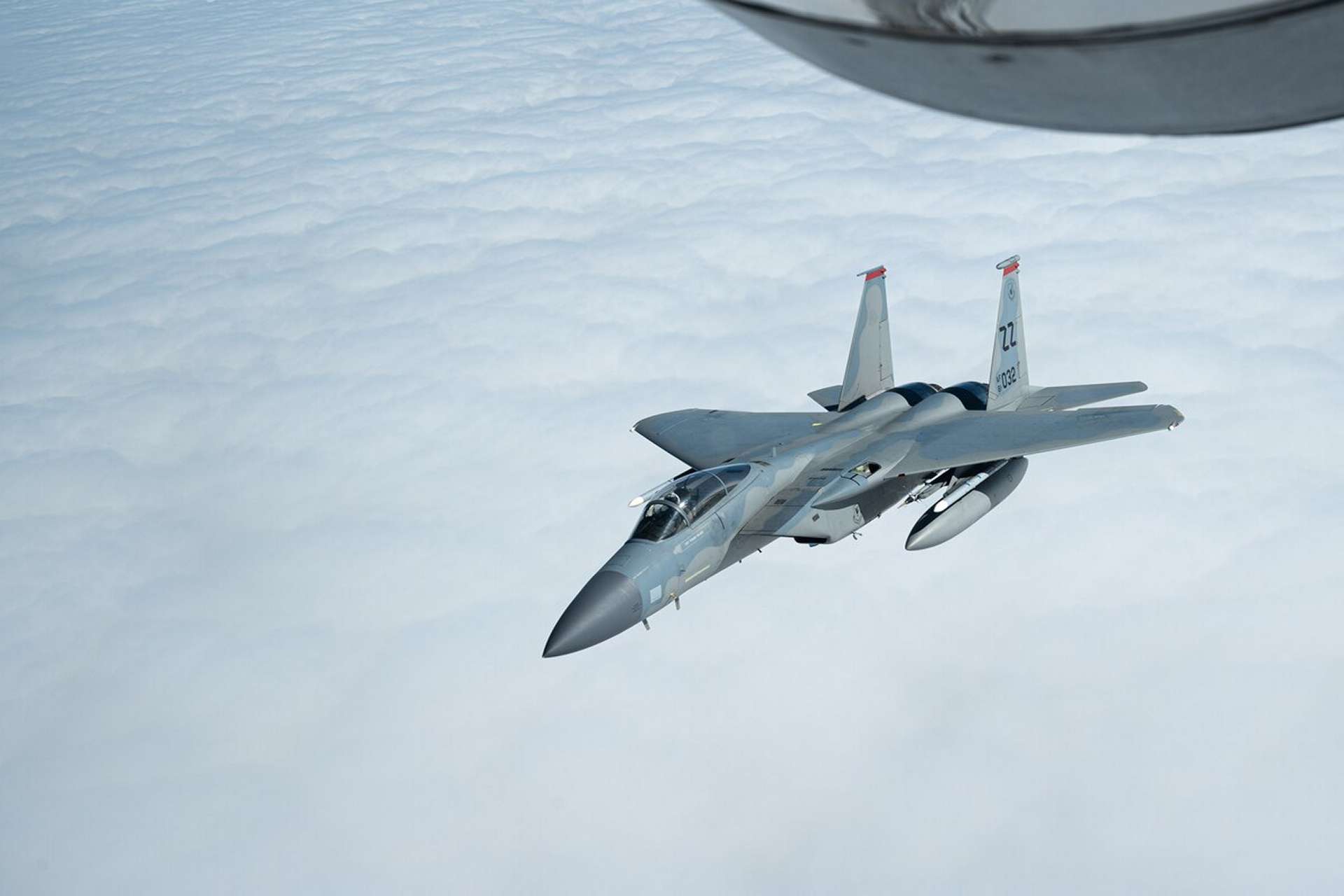 美国空军在与伊朗的紧张局势加剧之际向迭戈加西亚部署 F-15C 战斗机