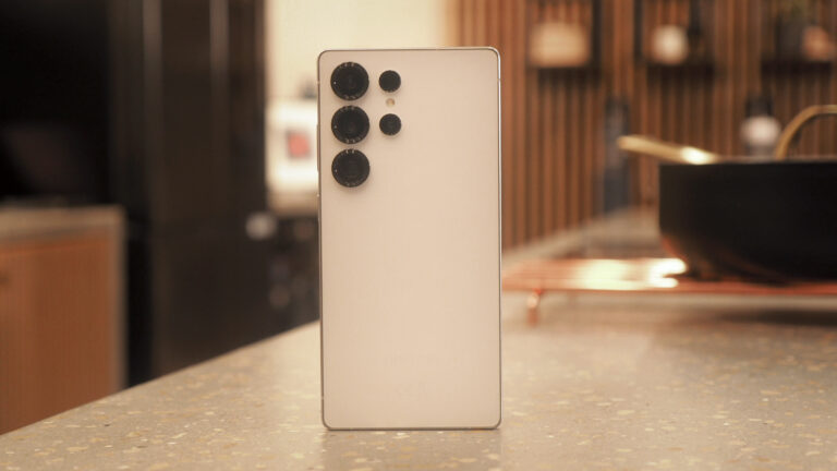 据报道，三星 Galaxy S25 已经获得了 One UI 8 更新，视频展示了几项新功能