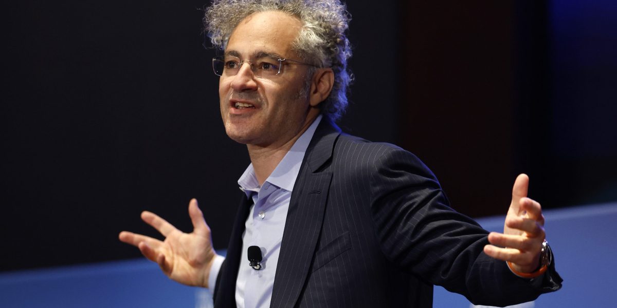 国防承包商 Palantir 表示，“美国的巨大文化转变”证明了 20 年吃力不讨好的辛劳是合理的。“我们是一场怪胎秀……我们花了 20 年的时间才换来这一刻”