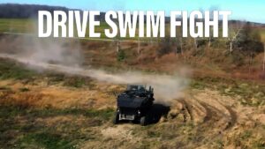 General Dynamics Land Systems 的 Marine 侦察车套件中有什么？近距离观察