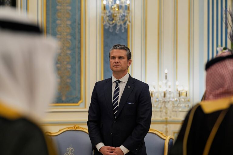 Hegseth 削减高层职位的计划可能会打击 120 多名警官