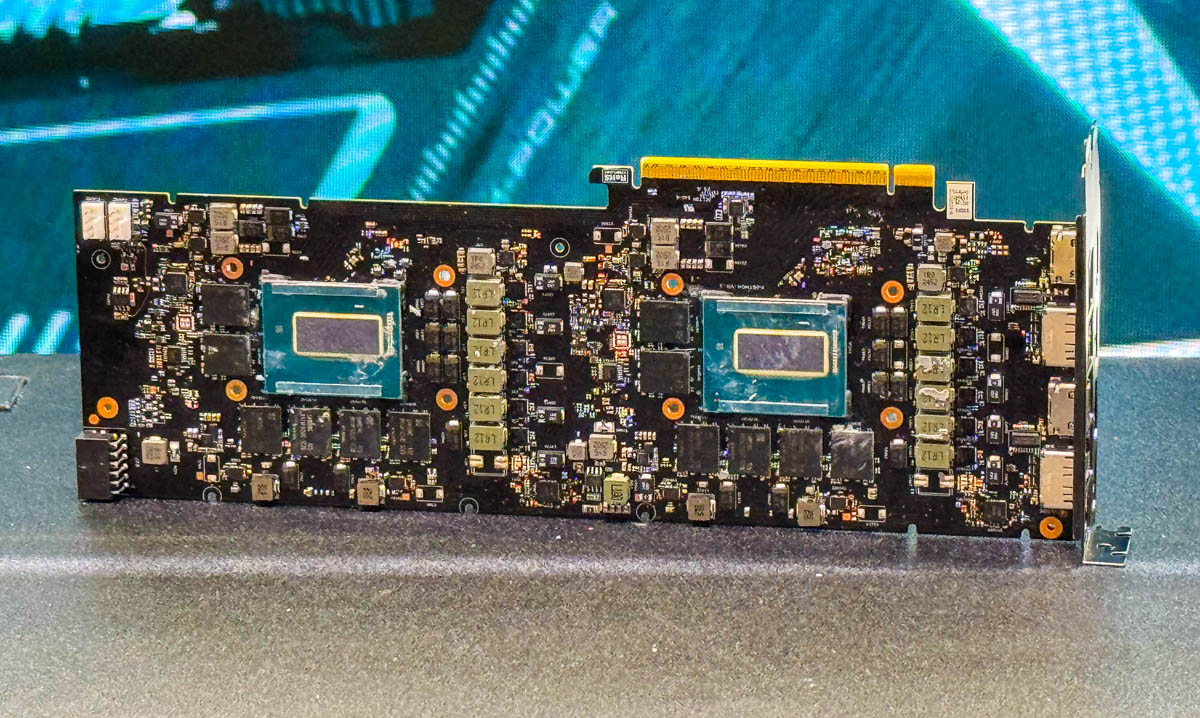 Maxsun Intel Arc Pro B60 双 GPU 48GB 在 2025 年台北国际电脑展上