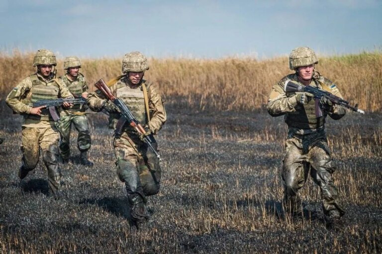 乌克兰武装部队步兵节：步兵在对俄罗斯联邦战争中的作用