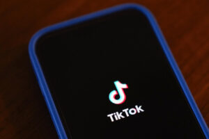 欧盟指责 TikTok 违反数字规则，广告缺乏透明度