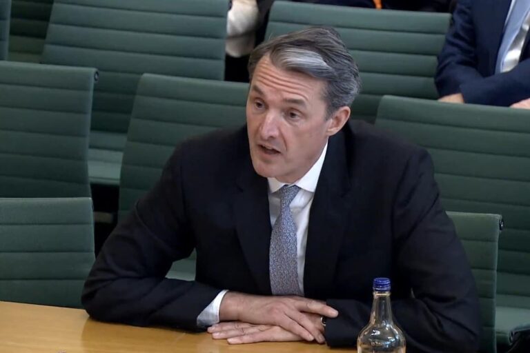 NatWest 老板表示，人工智能是人类工作的“补充”，而不是替代