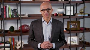 Microsoft CEO 吹嘘 AI 模型性能“每 6 个月翻一番”