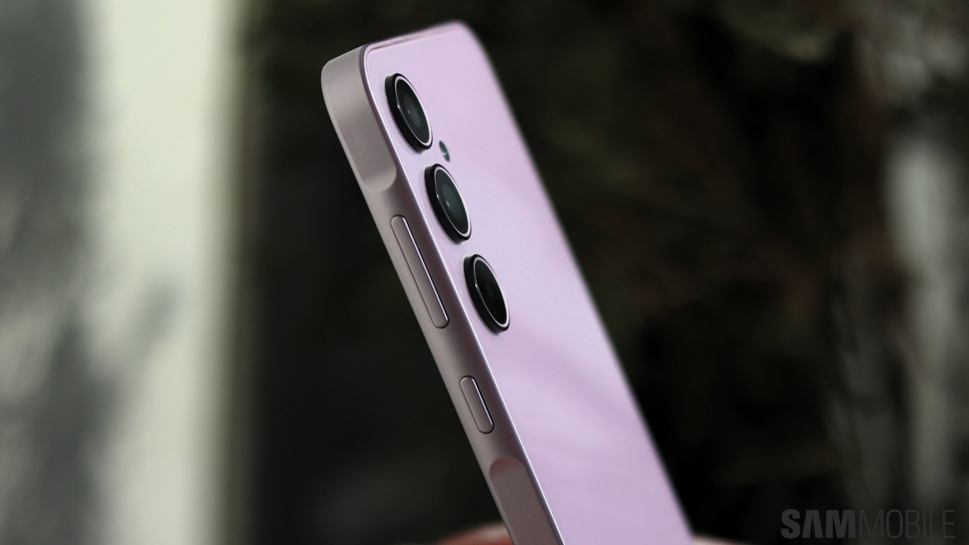 One UI 7 更广泛地推出到 Galaxy A35