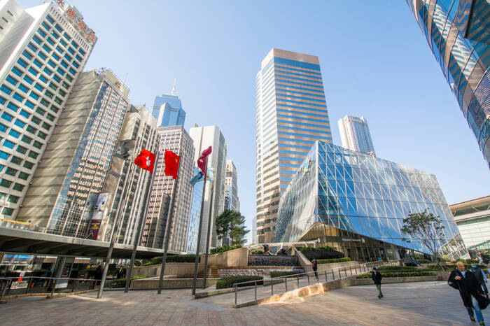 恒生指数：中国刺激措施和贸易乐观情绪提振市场情绪，科技股带动上涨