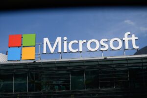 Microsoft 采用 Google 的标准来链接 AI 代理