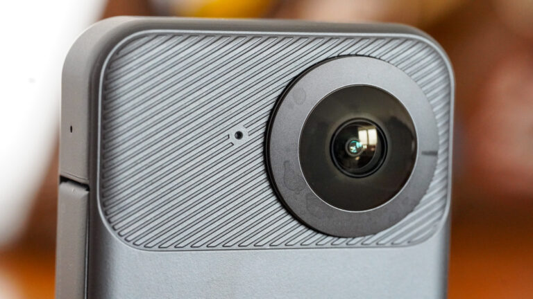 DJI 的 OSMO 360 拥有 GoPro 风格的设计，但内部的内容更令人惊讶
