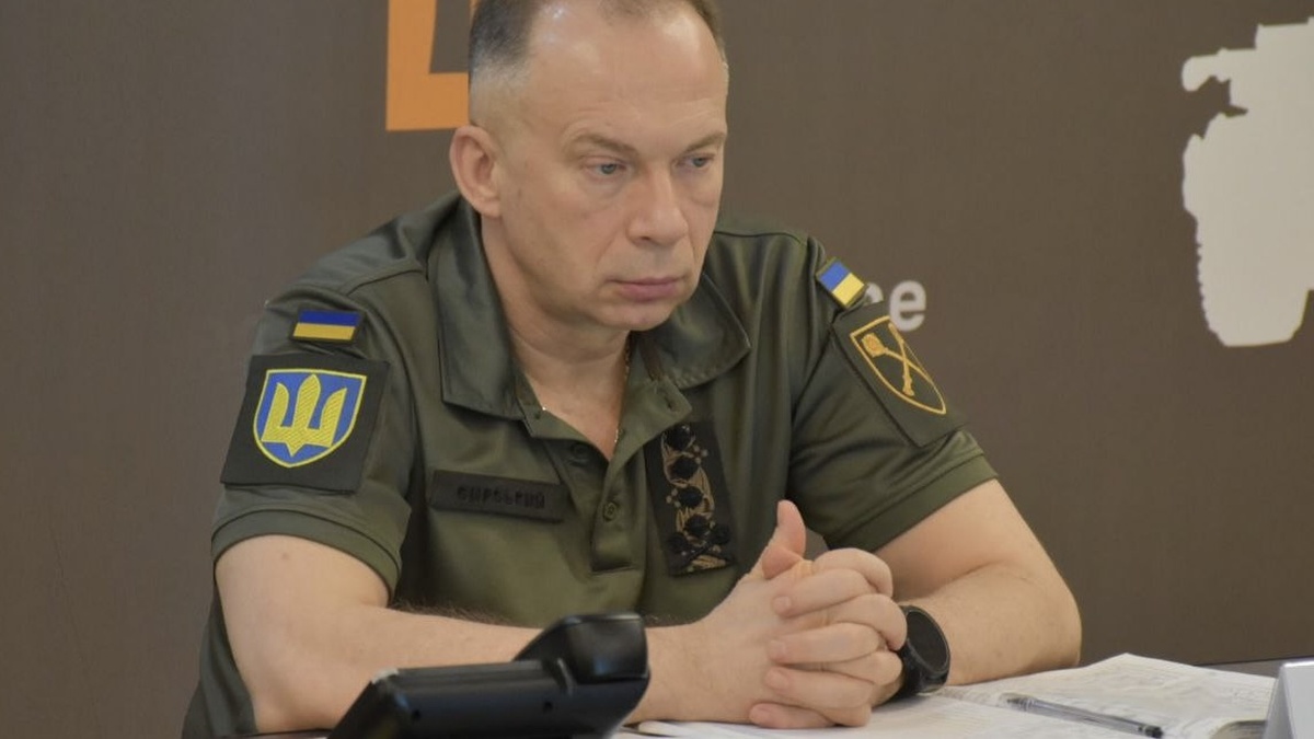 Syrsky 举行反敌攻击无人机工作会议