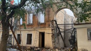 俄罗斯对乌克兰敖德萨的袭击造成 1 人死亡，14 人受伤