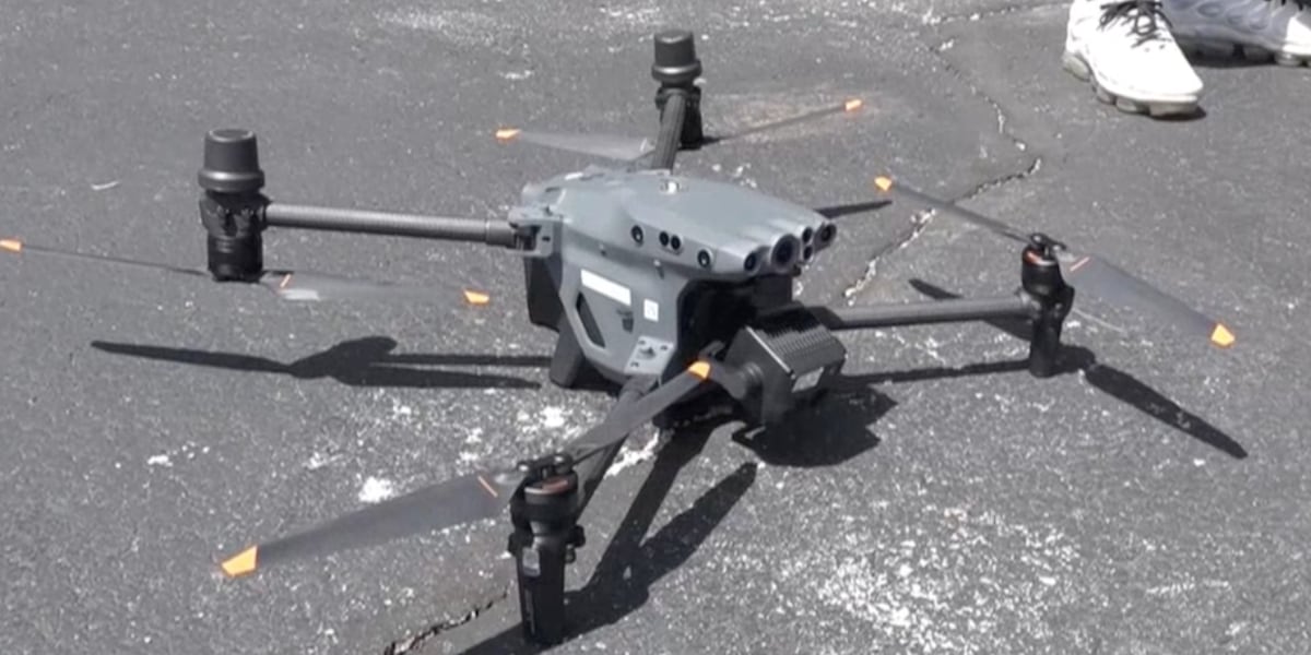 Leigh’s Lost and Found Digital Extra：Tracker 使用高科技无人机定位丢失的宠物