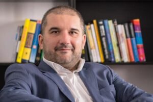 研究：罗马尼亚人对 AI 的未来持乐观态度，但对自己的工作感到担忧