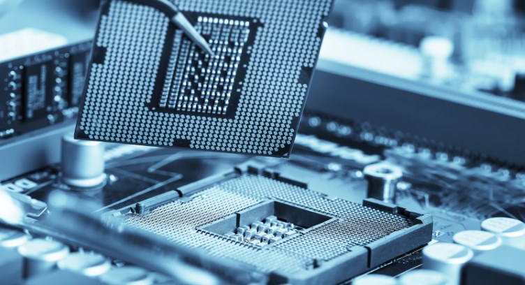 Broadcom 推出具有 102.4 Tbps 的 Tomahawk 6,用于可扩展的 AI 网络