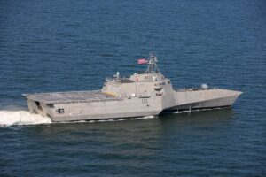 最后一艘美国独立级濒海战斗舰 USS Pierre 在交付前完成验收试验