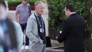 Raiders 的 73 岁老人 Pete Carroll 正在拥抱 AI