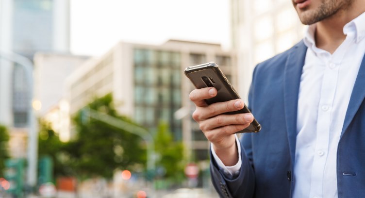 Smart Taps Salesforce 在统一的电子商务平台上增强 AI 驱动的客户体验