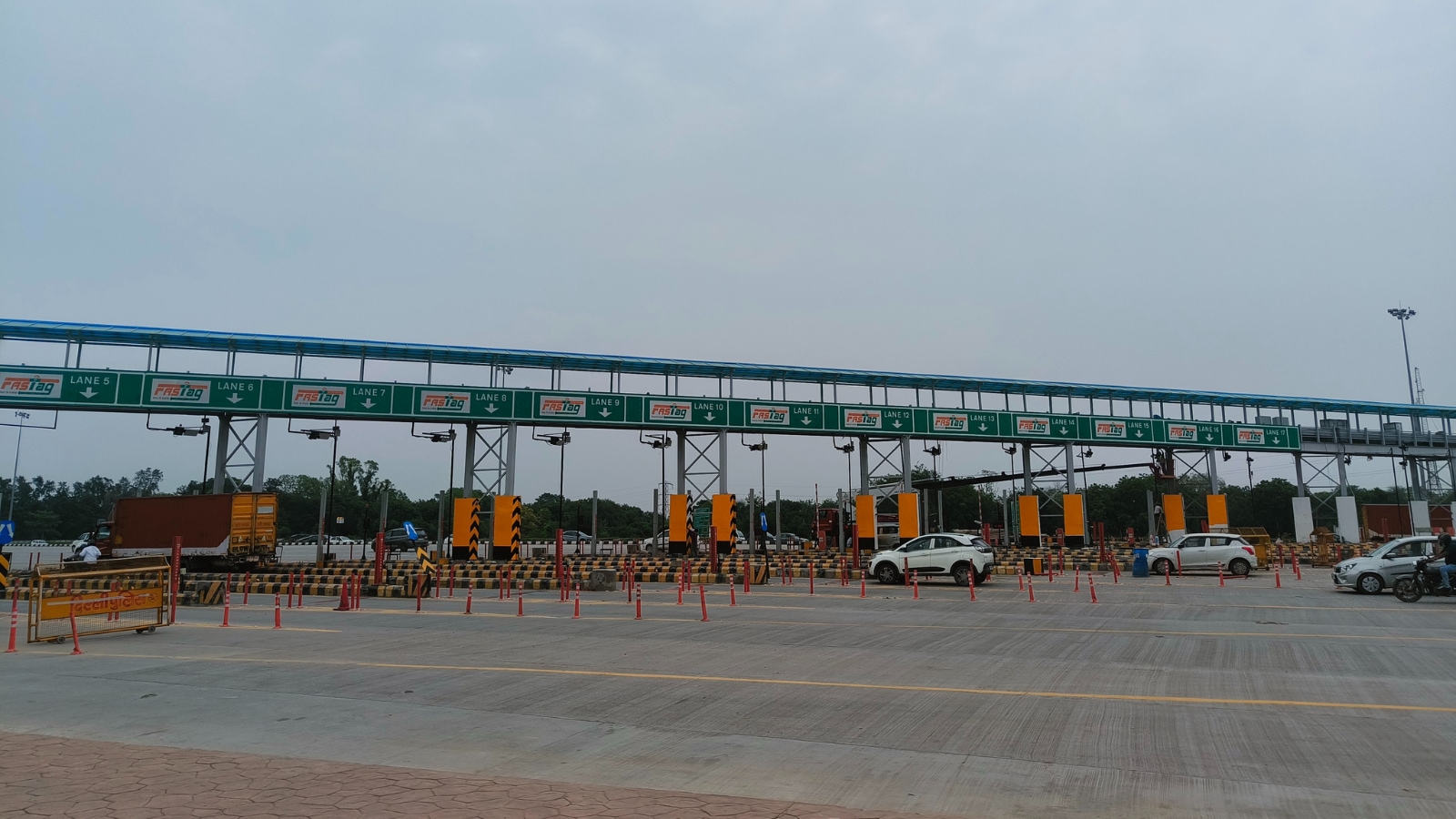 超过 100 个高分辨率摄像头、人工智能系统和雷达装置 – NHAI 在 Dwarka 高速公路上的新交通系统如何旨在遏制印度臭名昭著的道路死亡记录