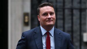 工党对医疗服务的最新计划？在 NHS 应用程序上与 AI 医生讨论您的健康问题