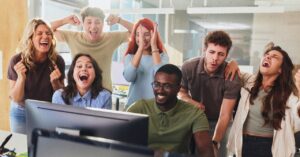 试试这个在浏览器中运行的免费 Microsoft Office 版本