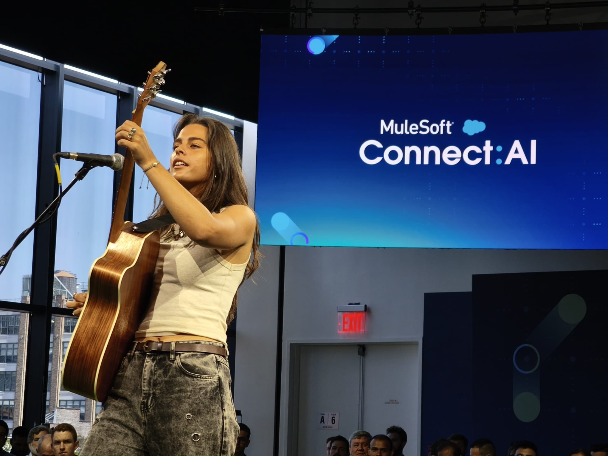 MuleSoft Connect AI 2025：主题演讲中的实时笔记