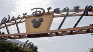 “无底洞剽窃”：迪士尼在严厉的诉讼中挑战 AI 图像生成器 Midjourney