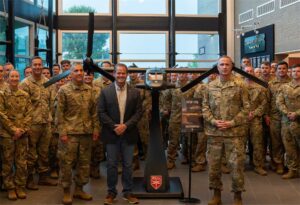 报告：新型 MV-75 倾转旋翼机将改变美国陆军第 101 空降师的空中突击能力