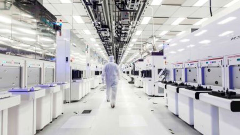 GlobalFoundries 希望将必要的芯片制造回流并加速 AI 增长