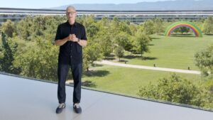 Apple 在 WWDC 上面临着一项不可能完成的任务。原因如下。